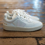 V-90 Leather Sneakers in Extra White