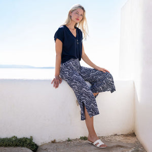 Wave Print Crop Trousers in Navy