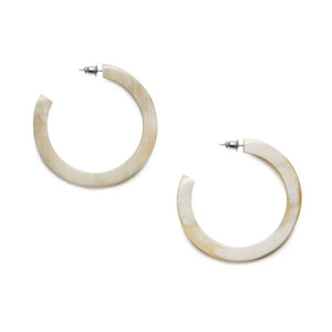 Classic Horn Hoop Earrings in White/Natural