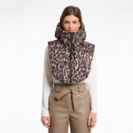 RINO & PELLE Tabita Padded Bib in Leopard