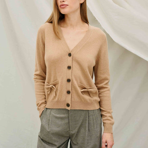 JUMPER 1234 Cashmere Bow Pocket Cardigan in Camel