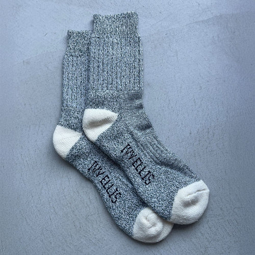 IVY ELLIS Ladies Tideline Yosemite Socks in Black Marl