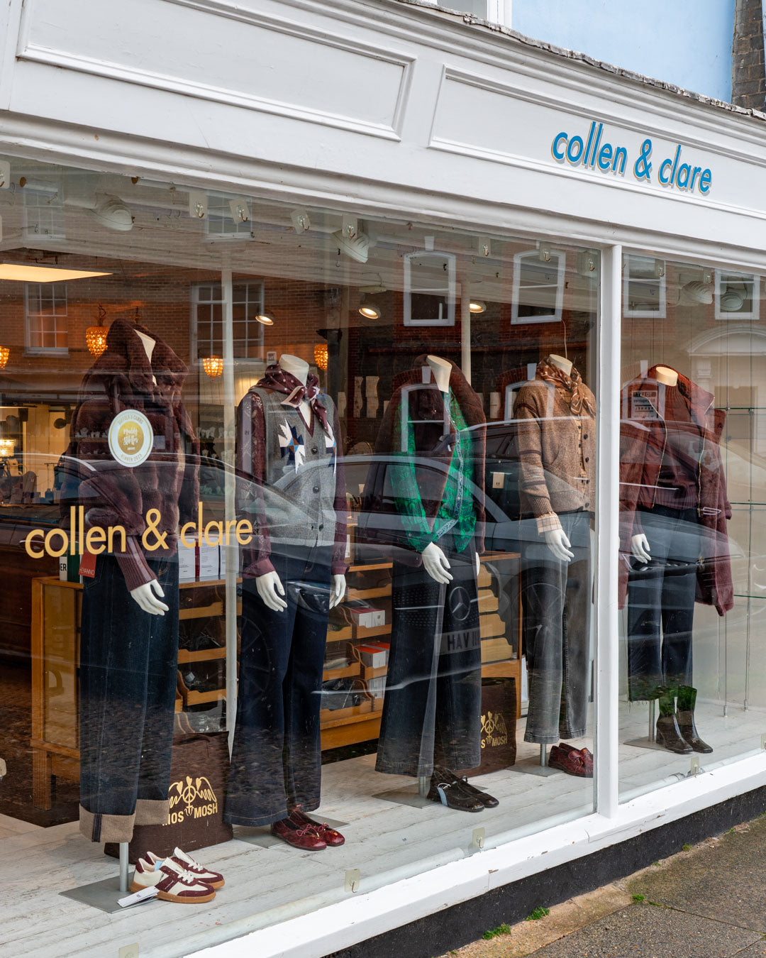 The Mostly Mos Mosh Window - With Gifts....