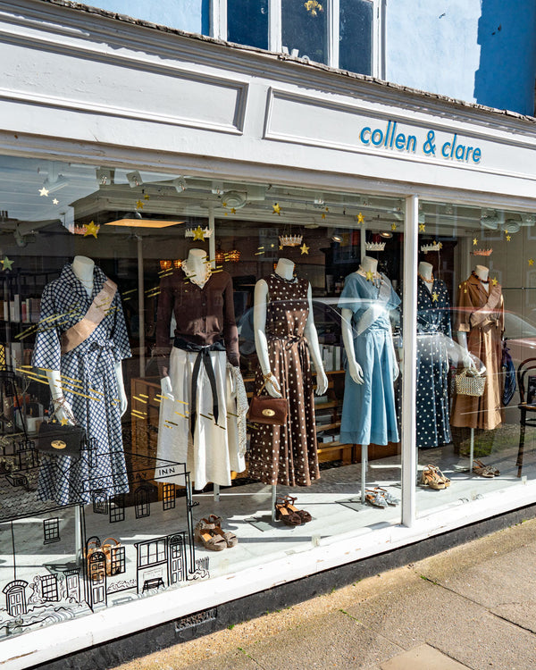 An Homage to 'Fashioning the Royals' - Tiaras and Sashes everywhere