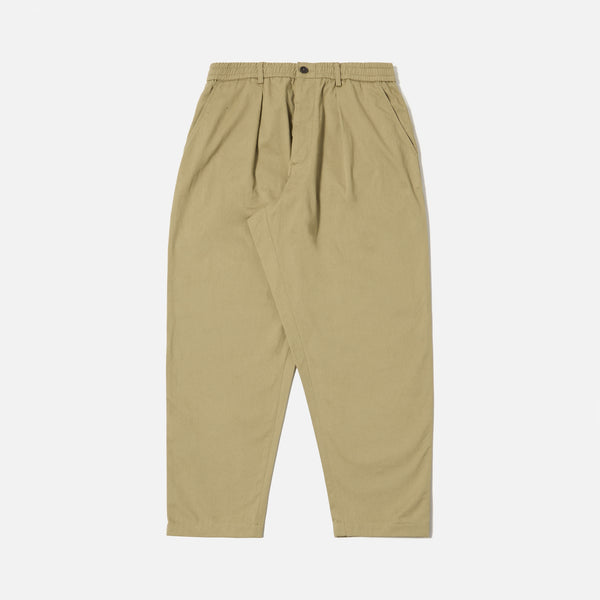 UNIVERSAL WORKS Pleated Track Pant in Sand