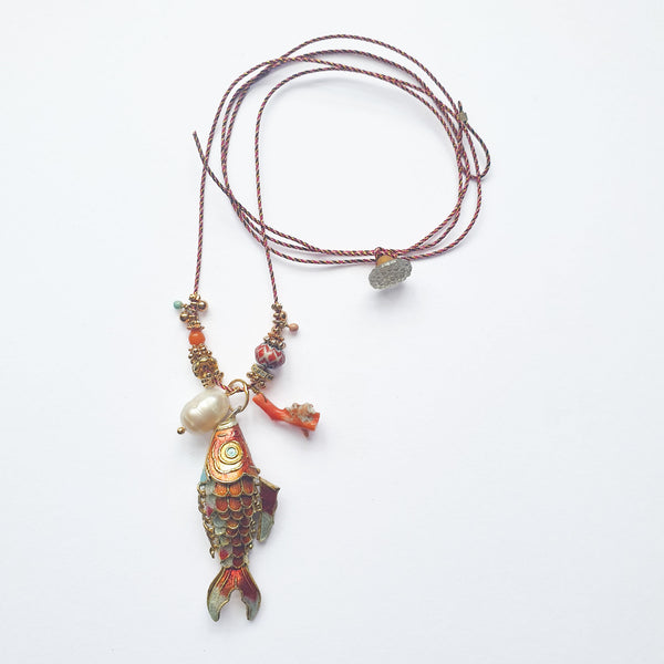 PHILIPPA KUNISCH L Fish Necklace in Coral