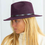 TRAVAUX EN COURS Felt Fedora in Plum