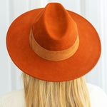 TRAVAUX EN COURS Wide Brim Fedora Leather Band in Tiger