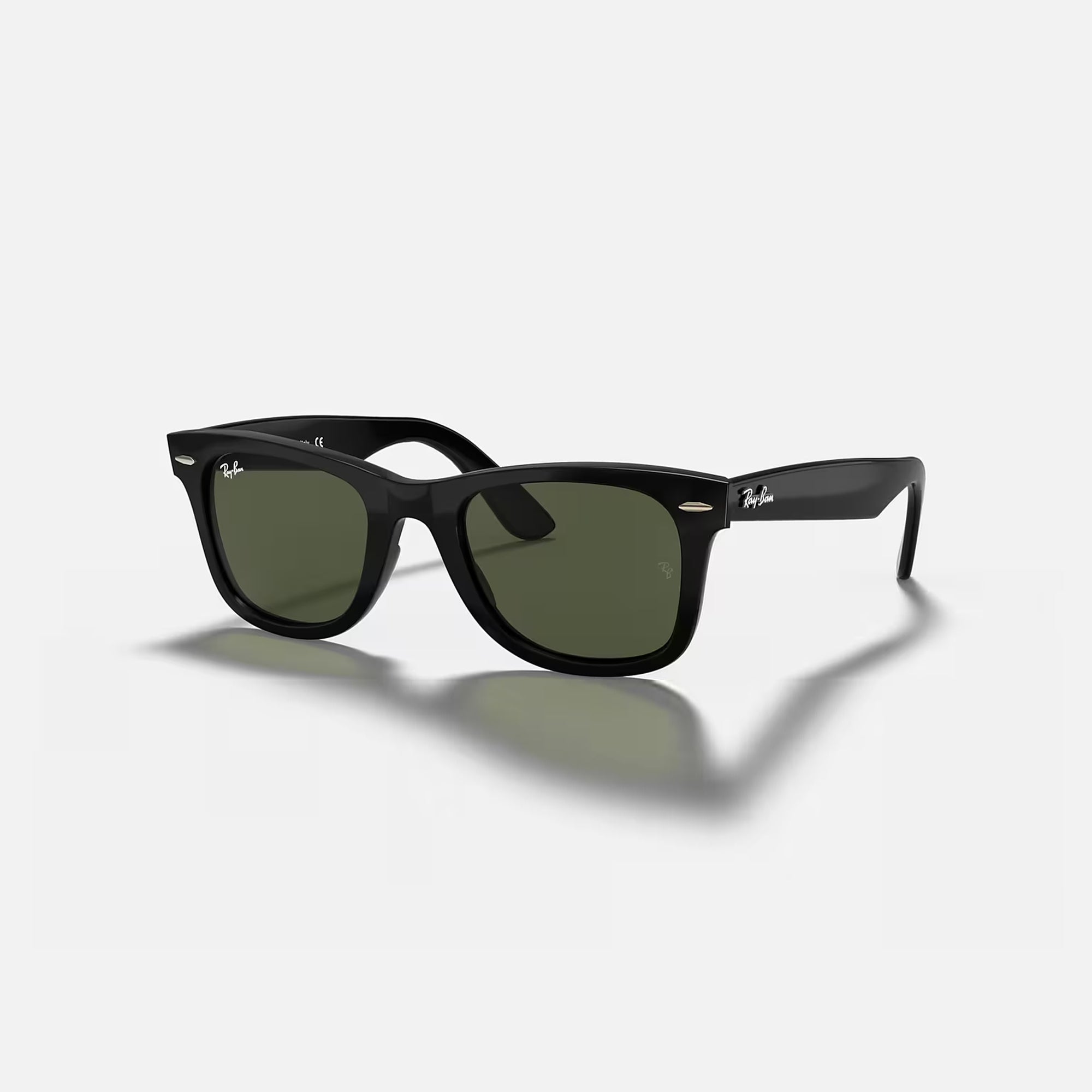 RAY-BAN Wayfarer Ease Sunglasses in Black | Collen & Clare