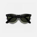 RAY-BAN Wayfarer Ease Sunglasses in Black