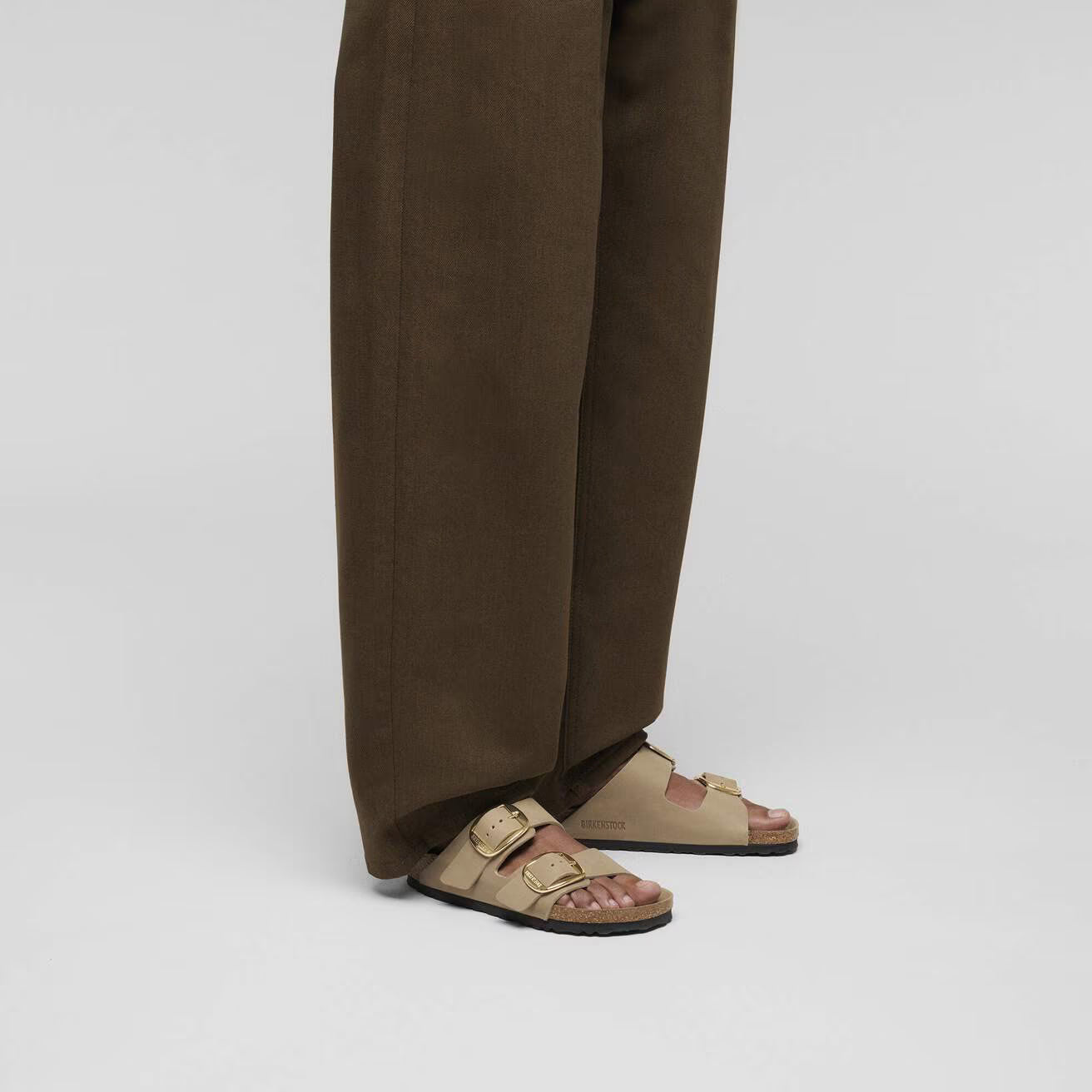 BIRKENSTOCK Arizona Big Buckle Oiled Leather Sandals in Tobacco Brown