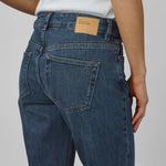 MY ESSENTIAL WARDROBE The Mommy High Tapered in Dark Blue