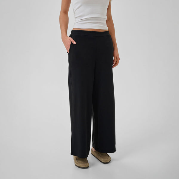 MY ESSENTIAL WARDROBE MWHelle Wide Pant in Black