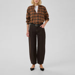 MY ESSENTIAL WARDROBE MWLance 188 High Barrel Leg Jeans in Dark Brown