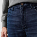 WRANGLER Greensboro Med Stretch Straight Jean in Wild Horse