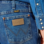 WRANGLER 13 MWZ Cowboy Cut Jean in Stonewashed