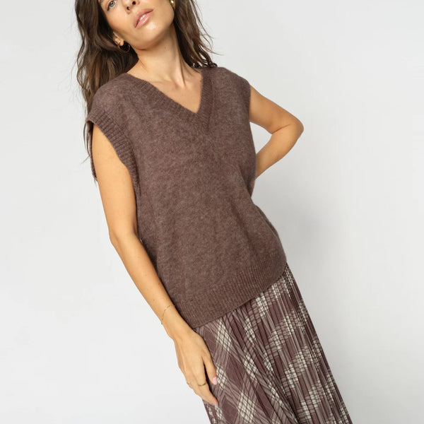 MOS MOSH MMMape V-Neck Knit Vest in Coffee Quartz