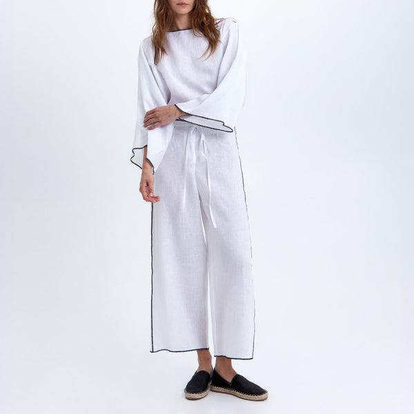 GREEK ARCHAIC KORI Cropped Interlock Stitch Trousers in White/Black