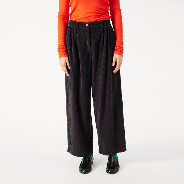 AMERICAN VINTAGE Padow Corduroy Trousers in Vintage Carbon