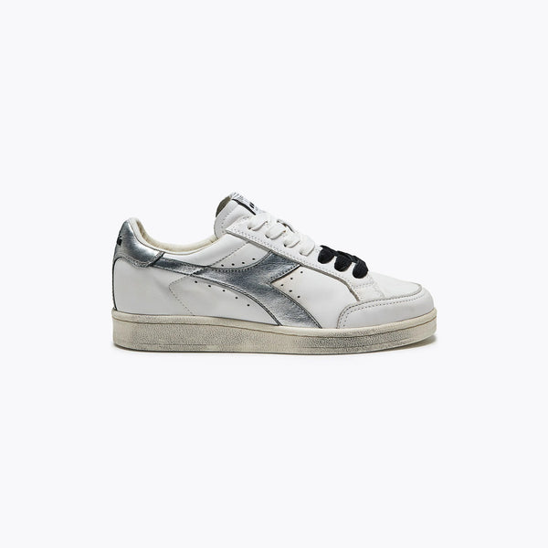 DIADORA Prestige Metallic WN Sneakers in White/Silver