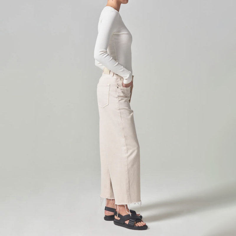 CITIZENS OF HUMANITY Ayla Raw Hem Crop in Almondette