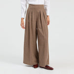 VILAGALLO Marian Houndstooth Wide Leg Trousers in Burgundy