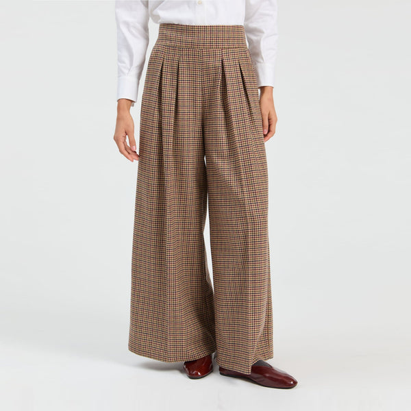 VILAGALLO Marian Houndstooth Wide Leg Trousers in Burgundy