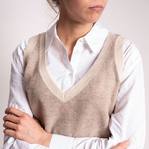 Contrast Cashmere Tank in Organic Light Brown Oatmeal