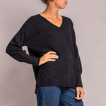JUMPER 1234 Oversize V Neck Jumper in Black