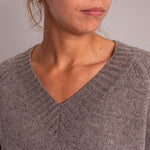 CASH CA Long V Neck Chunky Knit in Fossil