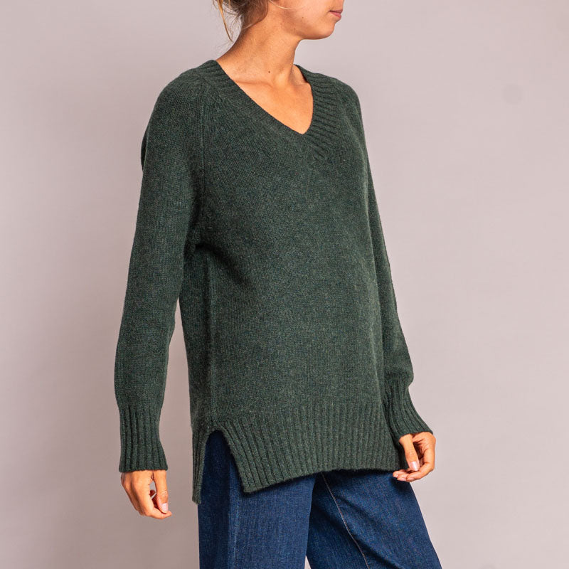 CASH CA Long V Neck Chunky Knit in Dark Green