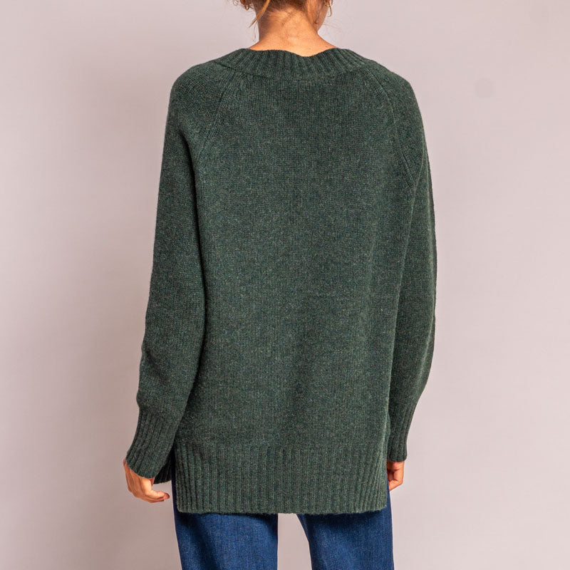 CASH CA Long V Neck Chunky Knit in Dark Green
