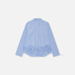 BAUM UND PFERDGARTEN Mariel Stripe Rosette Shirt in Light Blue Stripe