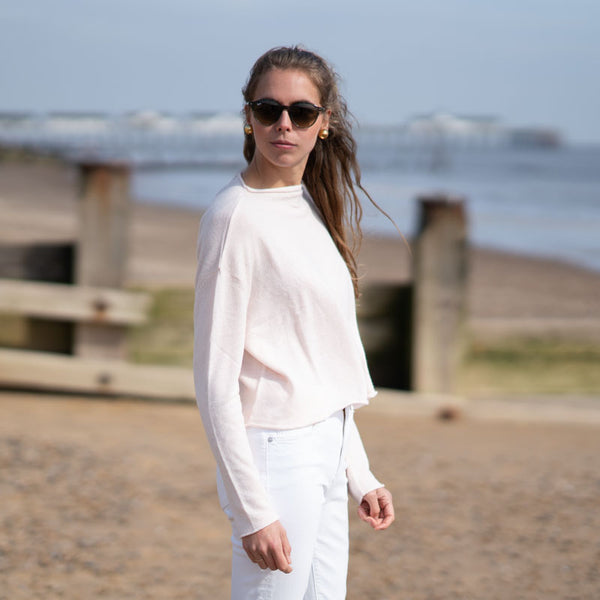 COLLEN & CLARE Egg Lightweight Merino/Cashmere Mix Crop Knit in Soft Pink