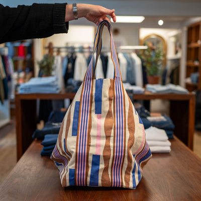 EPICE PARIS Tote Bag in Lavender