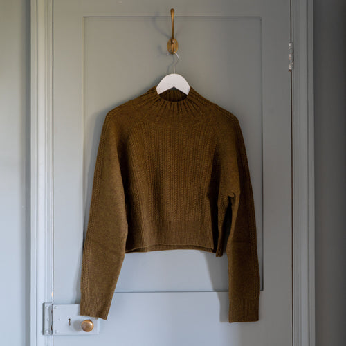 CASH CA Cable Cropped High Neck Sweater in Olive
