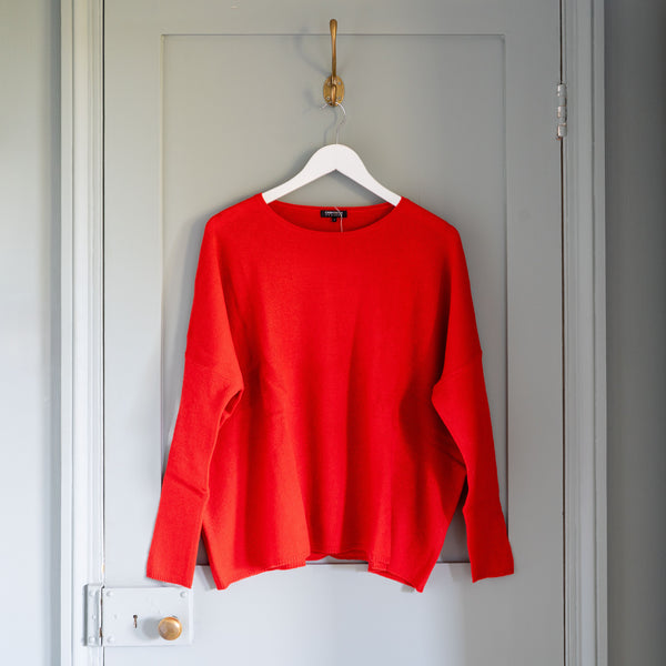 CASH CA Oversized Soft Crew Neck in Firebrick