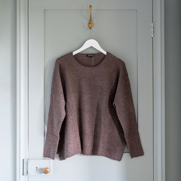 CASH CA Oversized Soft Crew Neck in Carob