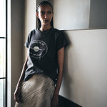 RABENS SALONER Ambla Journey T-Shirt in Faded Black