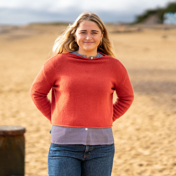 COLLEN & CLARE Pea Cashmere Knit in Flame