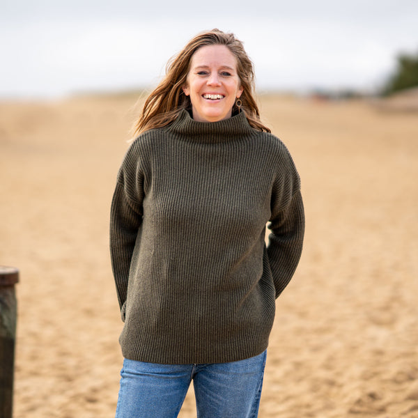 COLLEN & CLARE Rosy Cashmere and Lambswool Knit in Fir Green