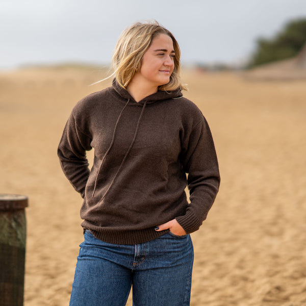 COLLEN & CLARE Yang Yak Hoodie in Chocolate