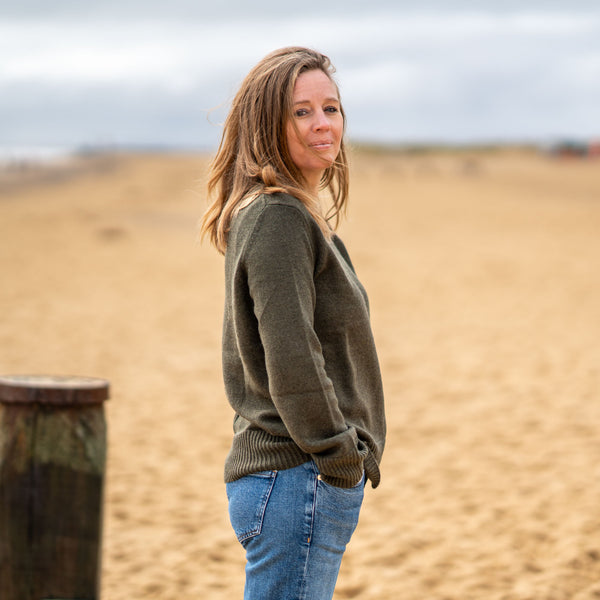 COLLEN & CLARE Nataly Cashmere/Lambswool Crewneck Knit in Fir Green