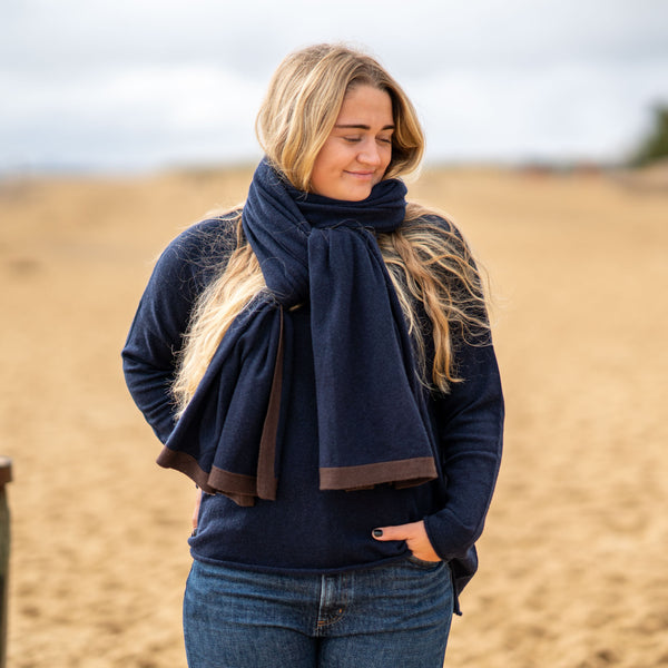 COLLEN & CLARE Molly Cashmere and Lambswool Scarf in Navy Marl and Bitter Chocolate