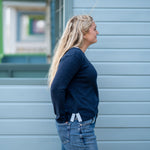 COLLEN & CLARE Foss Cotton Contrast Split Hem Jumper in Navy Marl/Pearl Blue