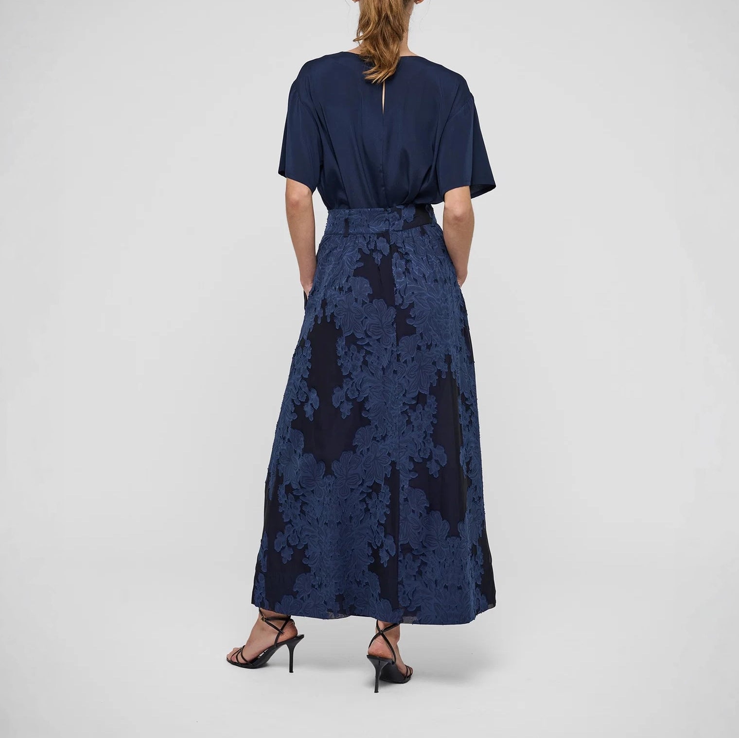DEA KUDIBAL SolanaDEA Oversize Silk Woven T Shirt in Imperial