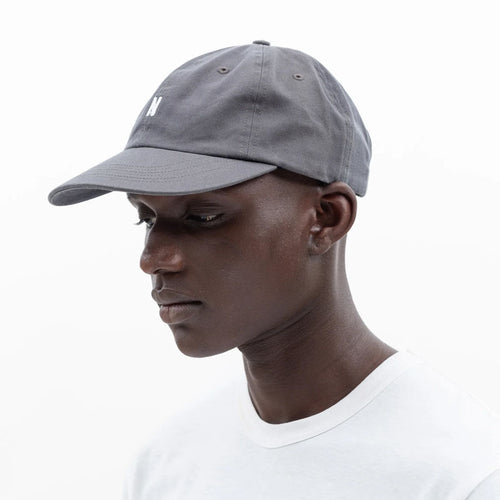 NORSE PROJECTS Twill Sports Cap in Magnet Grey