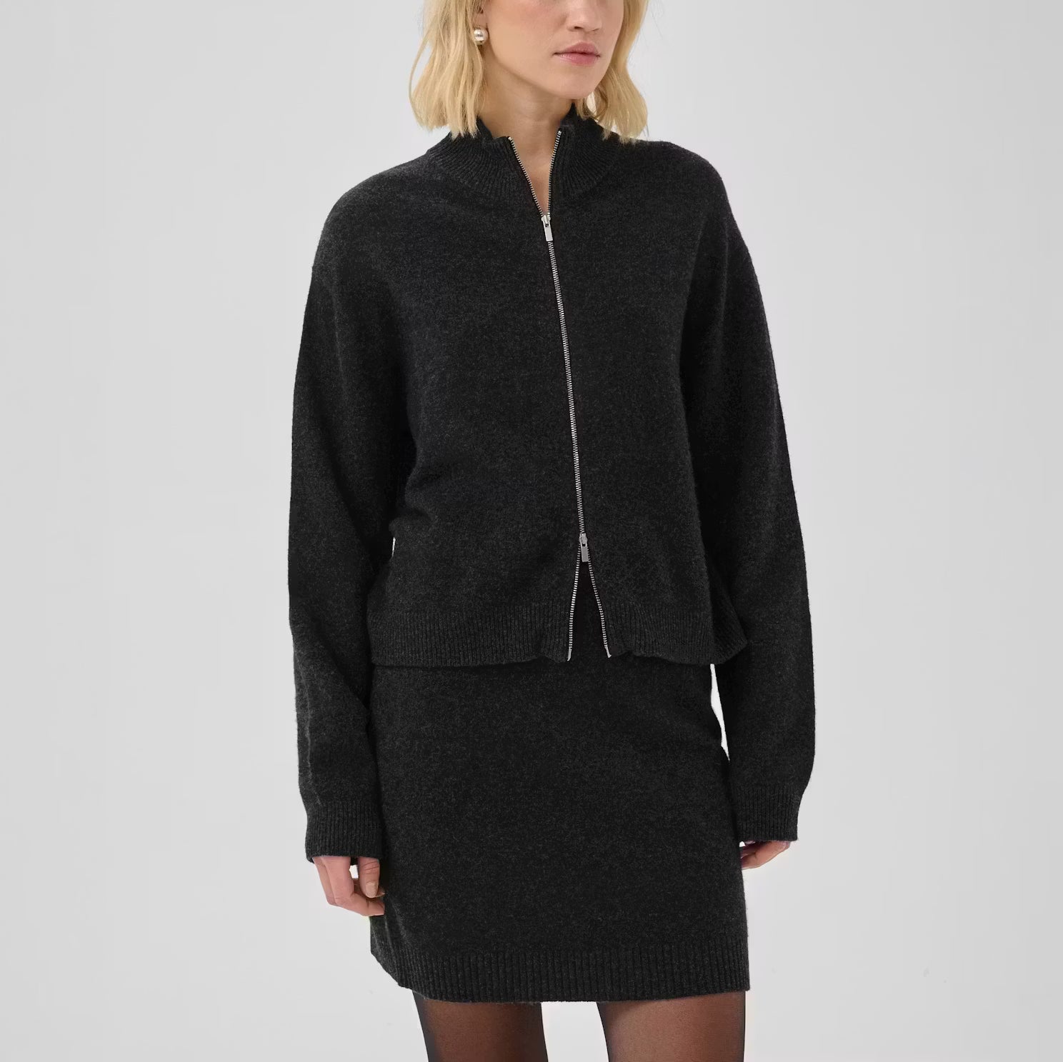 MY ESSENTIAL WARDROBE MWTracy Wool Knit Zip Cardigan in Dark Grey Melange