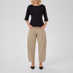 MY ESSENTIAL WARDROBE MWApir Pleat T Shirt in Black