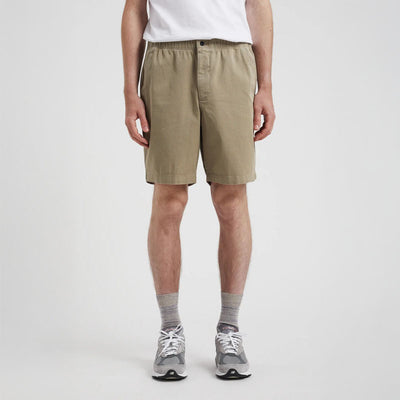 NORSE PROJECTS Ezra Relaxed Organic Stretch Twill Shorts in Moss Green